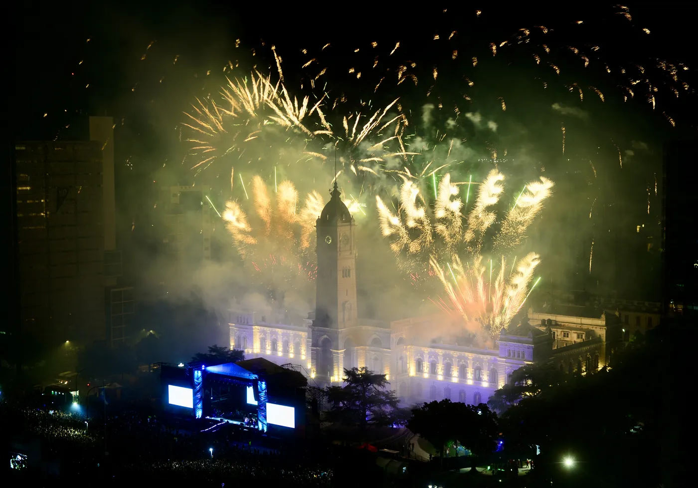 Más de 125.000 personas celebraron el 142° aniversario de La Plata en Plaza Moreno