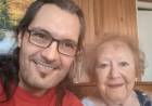 Él tiene 43, ella 88 y están por cumplir 20 años de casados: "Es la única novia que tuve en mi vida"