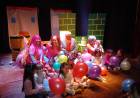 El Grupo Teatral "Arriba el Telón" se presentó en Pringles con su obra "Arco iris a la obra"