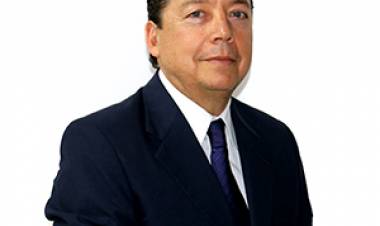 Nestor Carbini en dialogo con Miguel Menchi, en nuestra mañana de FM Suarense