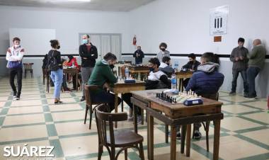 Deportes/Juegos BA: Coronel Suárez fue sede de la etapa regional de Ajedrez