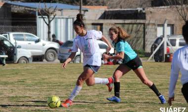 Se calienta el torneo de Fútbol Femenino “Elisabeth Minnig”⠀