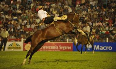 Festival de Jesús María: los jinetes deberán usar casco y chaleco