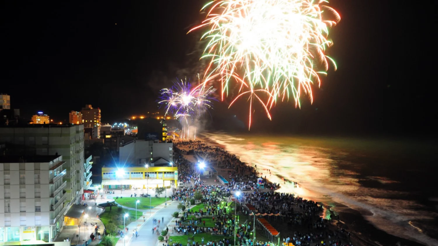 Monte Hermoso: la Fiesta de Fin de Año se hará con "fuegos artificiales amigables"