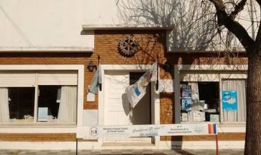 Entrevistamos a la titular de la Biblioteca Popular Infantil, en ''A Primera Hora''