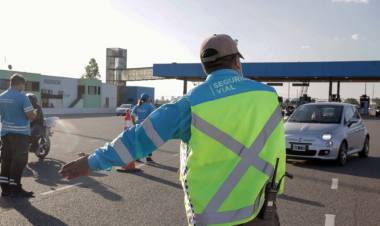 Con más controles viales, es intenso el tránsito hacia los puntos turísticos