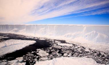 Aumenta la preocupación por el impacto del derretimiento de un iceberg