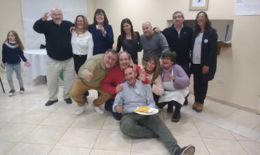 Peña solidaria para el Hogar de Ancianos Domingo Goñi.