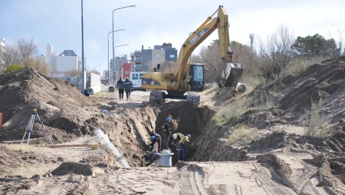 Monte Hermoso: arrancó la obra que evitará los colapsos por afluencia pico