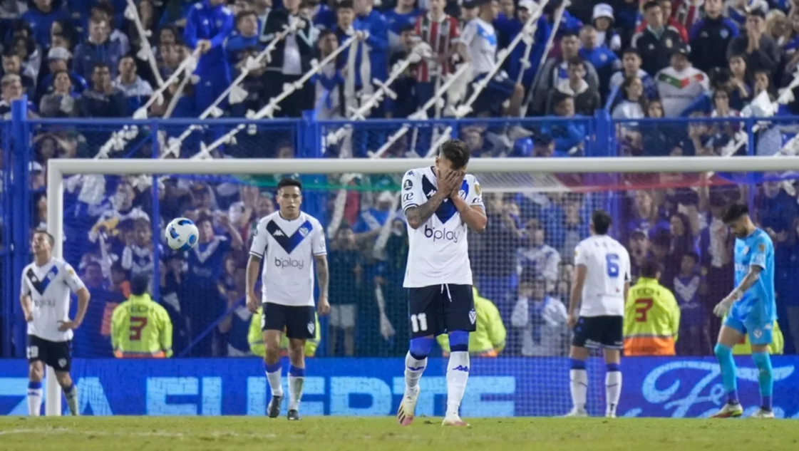 Libertadores: Vélez fue vapuleado como local por el poderoso Flamengo 4 a 0