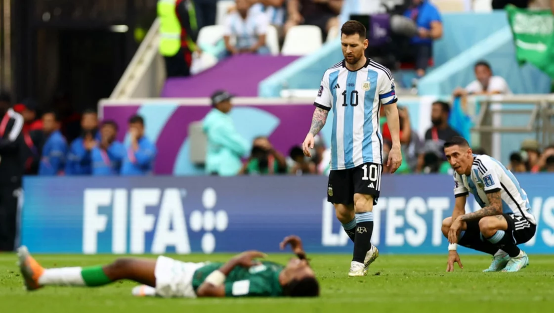 Sorpresa mundial: Argentina perdió ante Arabia Saudita en el debut