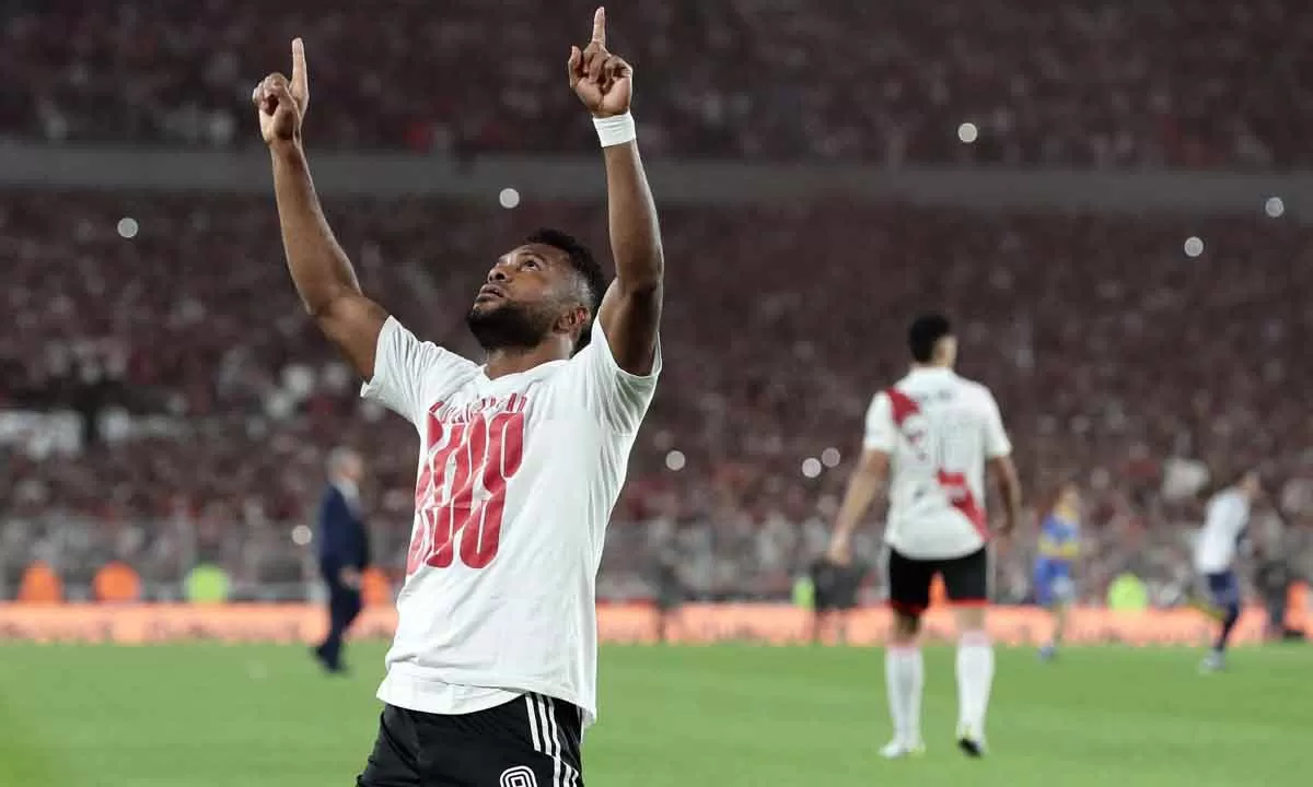 Con un agónico penal, River le ganó 1-0 a Boca en el Monumental