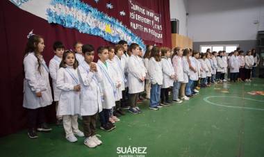 Alumnos de 4to. año de la Escuela N° 9 prometieron lealtad a la Bandera Nacional