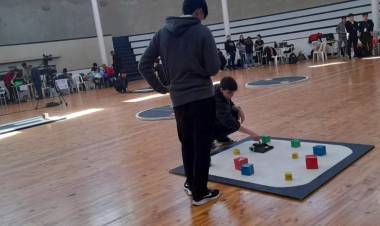 Medalla de bronce para alumnos de la Escuela Técnica N° 1 en la final provincial de la Feria de Educación, Artes, Ciencia y Tecnología