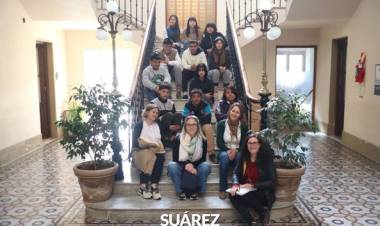 Alumnos de la Secundaria N° 10 de Villa Belgrano recorrieron el Palacio Municipal