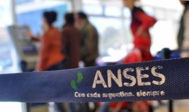 El Gobierno redujo los topes de ingresos para las asignaciones familiares