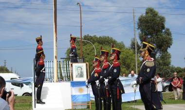 Huanguelén homenajeó al General San Martín en el 246° aniversario de su nacimiento