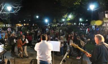 Un merecido homenaje a Los Merry Boys, la banda de Coronel Suárez que marcó una época