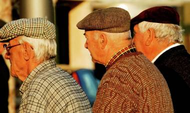 Jubilados: el Gobierno oficializó el pago del nuevo bono de $70 mil