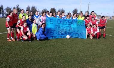En el Torneo Clausura de Futbol Femenino San Martin ST e Independiente empataron 1 a 1.