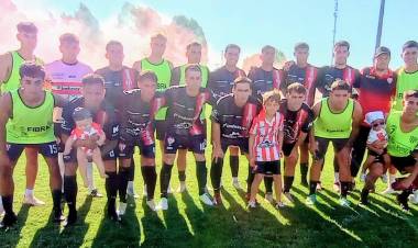 El Santo Caruhense se quedó con la primera final en Huanguelén