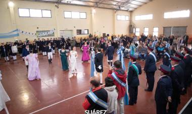 Huanguelén celebró el Día de la Independencia reafirmando los valores de libertad y unidad