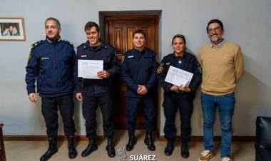 Reconocimiento a efectivos policiales por su compromiso con la seguridad de Coronel Suárez