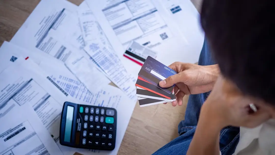 En rojo: más de 3,5 millones de argentinos ya son "deudores irrecuperables"