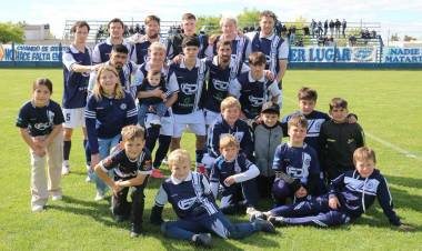 Tucumanazo en Santa Maria:  con tres goles del Tucu Eduardo Garcia El Progreso vencio a Union T