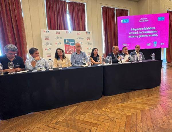 Salud como derecho y eje de gestión: Moccero expuso en el COSAPRO 2026 en Mar del Plata
