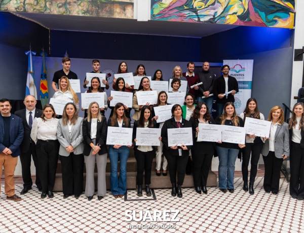 CREUS, la UPSO y la UTN entregaron diplomas a 22 nuevos profesionales