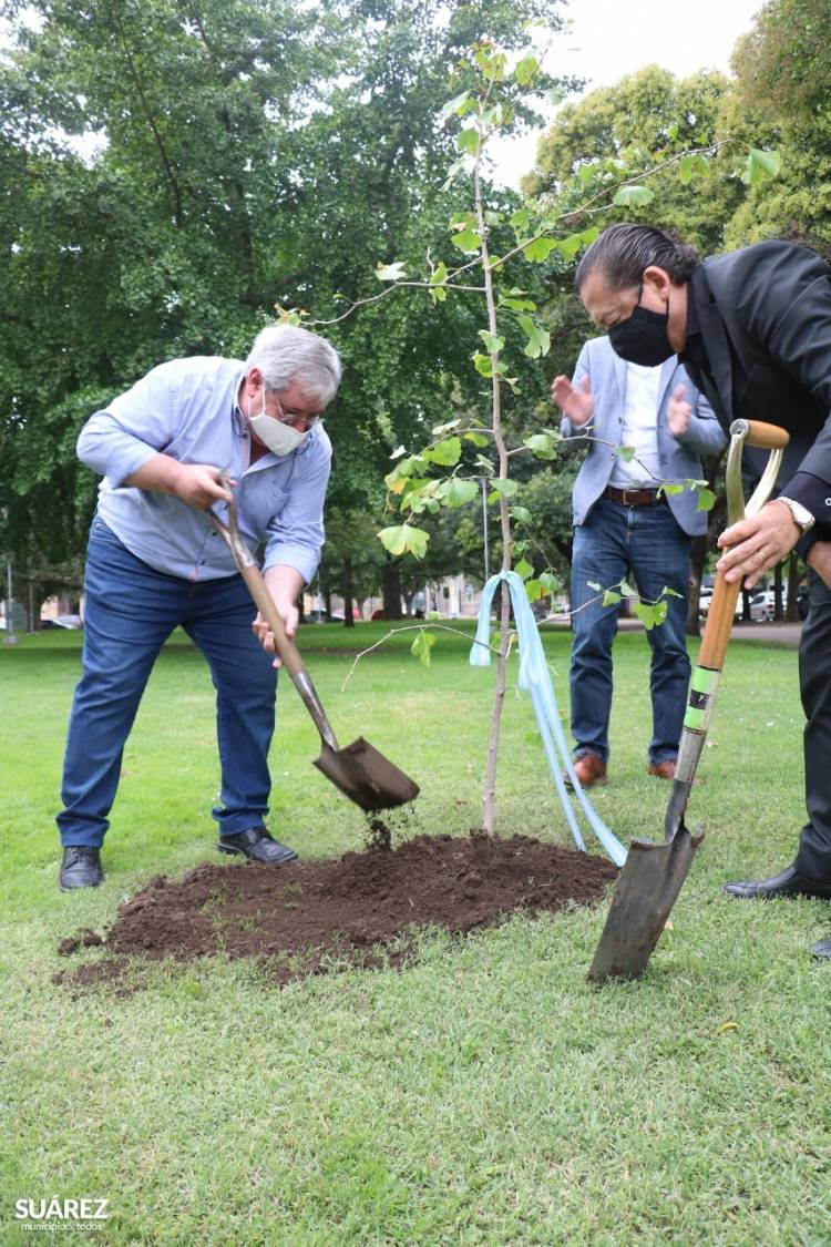 El Presidente del Patronato de Liberados doctor Aníbal Hnatiuk firmó un convenio de mutua colaboración con el Municipio