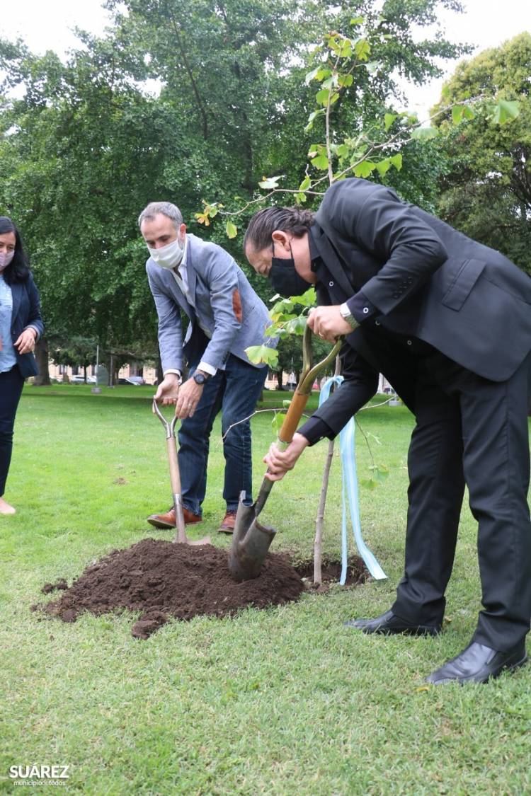 El Presidente del Patronato de Liberados doctor Aníbal Hnatiuk firmó un convenio de mutua colaboración con el Municipio