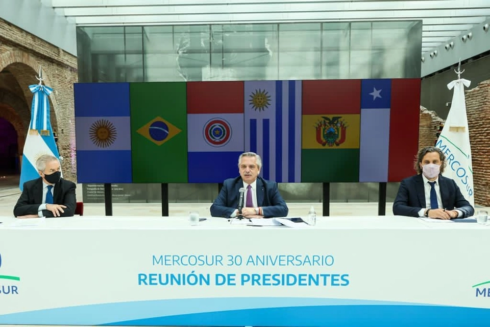 Cómo fue el cruce entre Alberto Fernández y Lacalle Pou en el encuentro del Mercosur