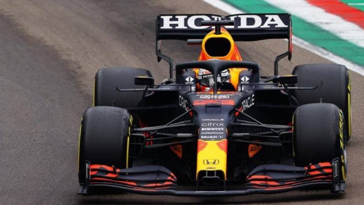 Gran triunfo de Verstappen en Imola