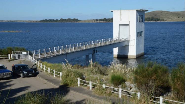 Licitan obras hídricas por más de 890 millones de pesos para Bahía