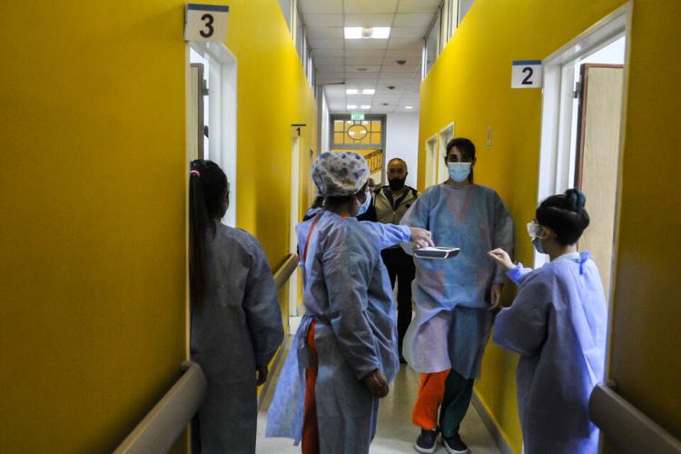 Coronavirus: se registraron 480 muertos y 14.989 nuevos contagios