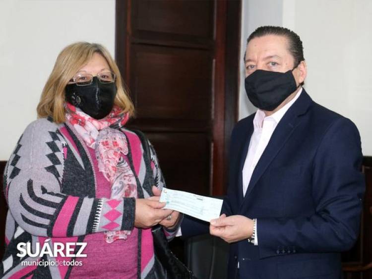 El intendente entregó aportes económicos a cooperadoras⠀