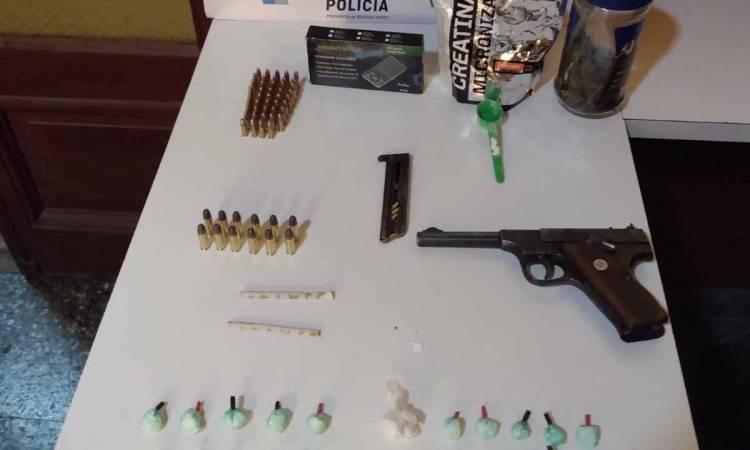 Tenía arresto domiciliario y en la madrugada baleó a su hijo