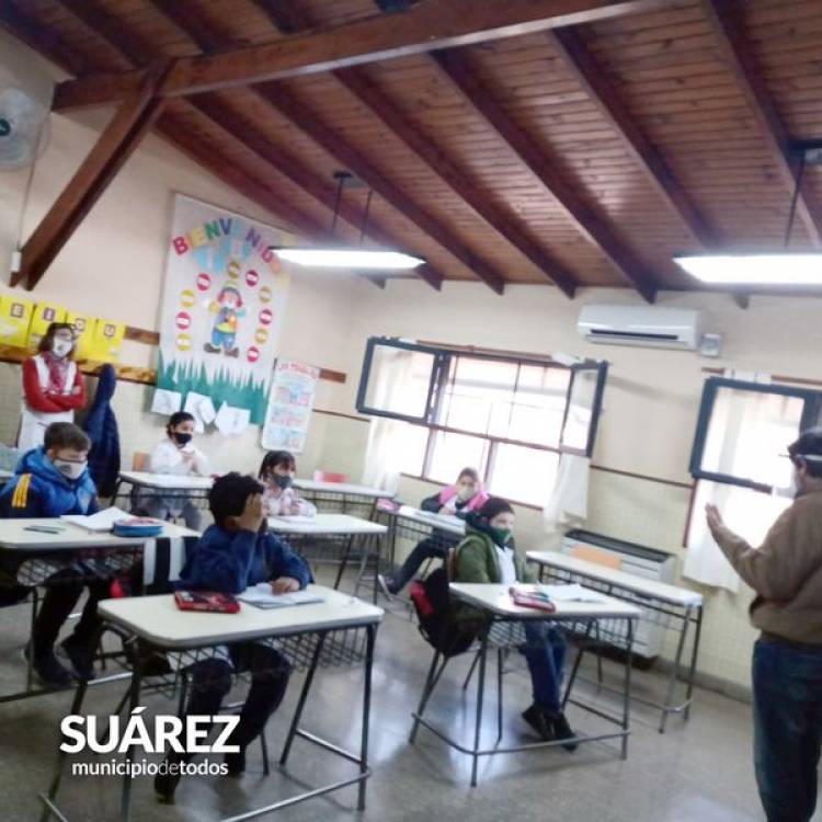 Comenzaron las clases de Ajedrez escolar⠀