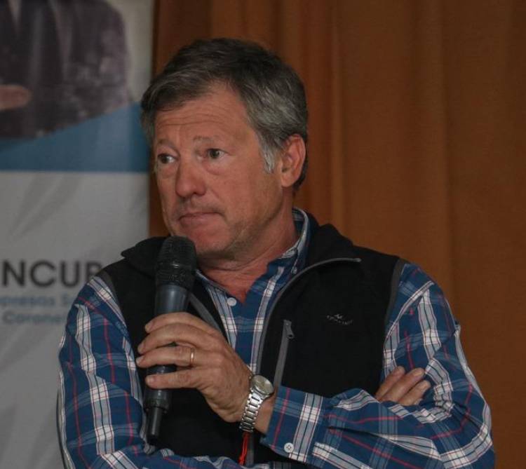 El presidente de la Sociedad Rural, Diego Lodos, dialogó con Miguel Menchi en el programa ''A Primera Hora''