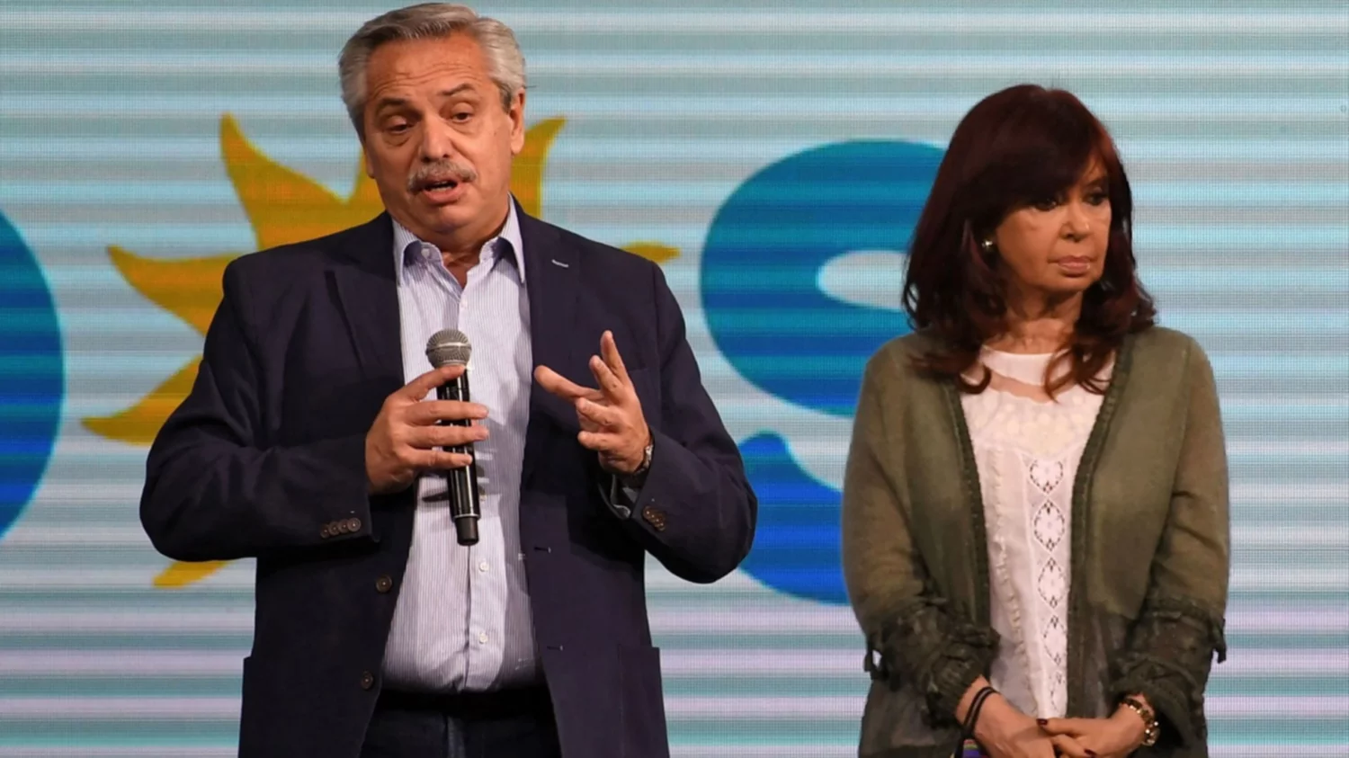 Con la posible participación de Cristina Kirchner, el presidente volverá a encabezar un "gran acto" en la Casa Rosada