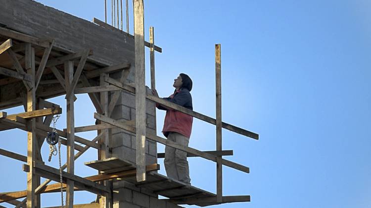 Industria, construcción y exportaciones, principales motores de la reactivación económica en 2021