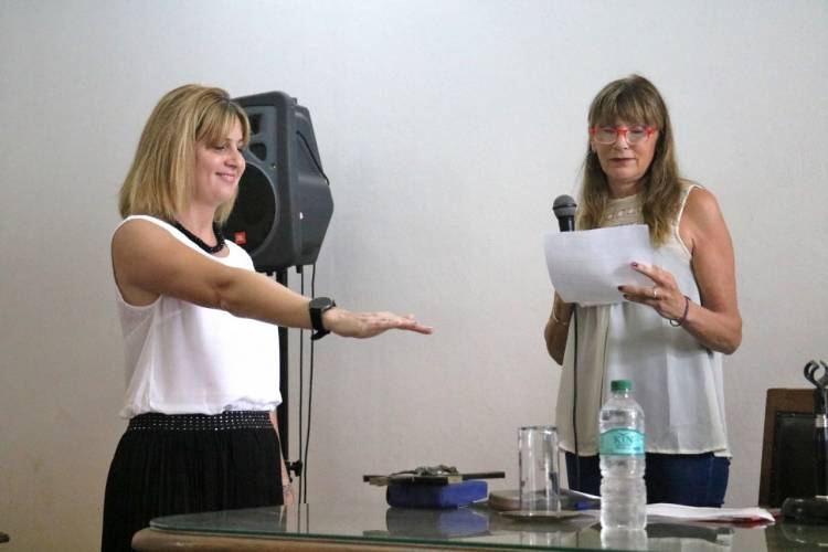Tomaron juramento los nuevos consejeros escolares 