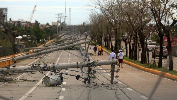 Ya son 208 los muertos tras el paso del tifón Rai en Filipinas