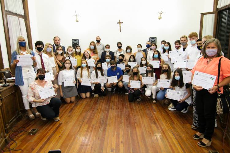 Los mejores promedios y trayectorias educativas del distrito