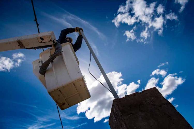 Bahía, un infierno: media ciudad sin luz ni agua en el momento de mayor calor