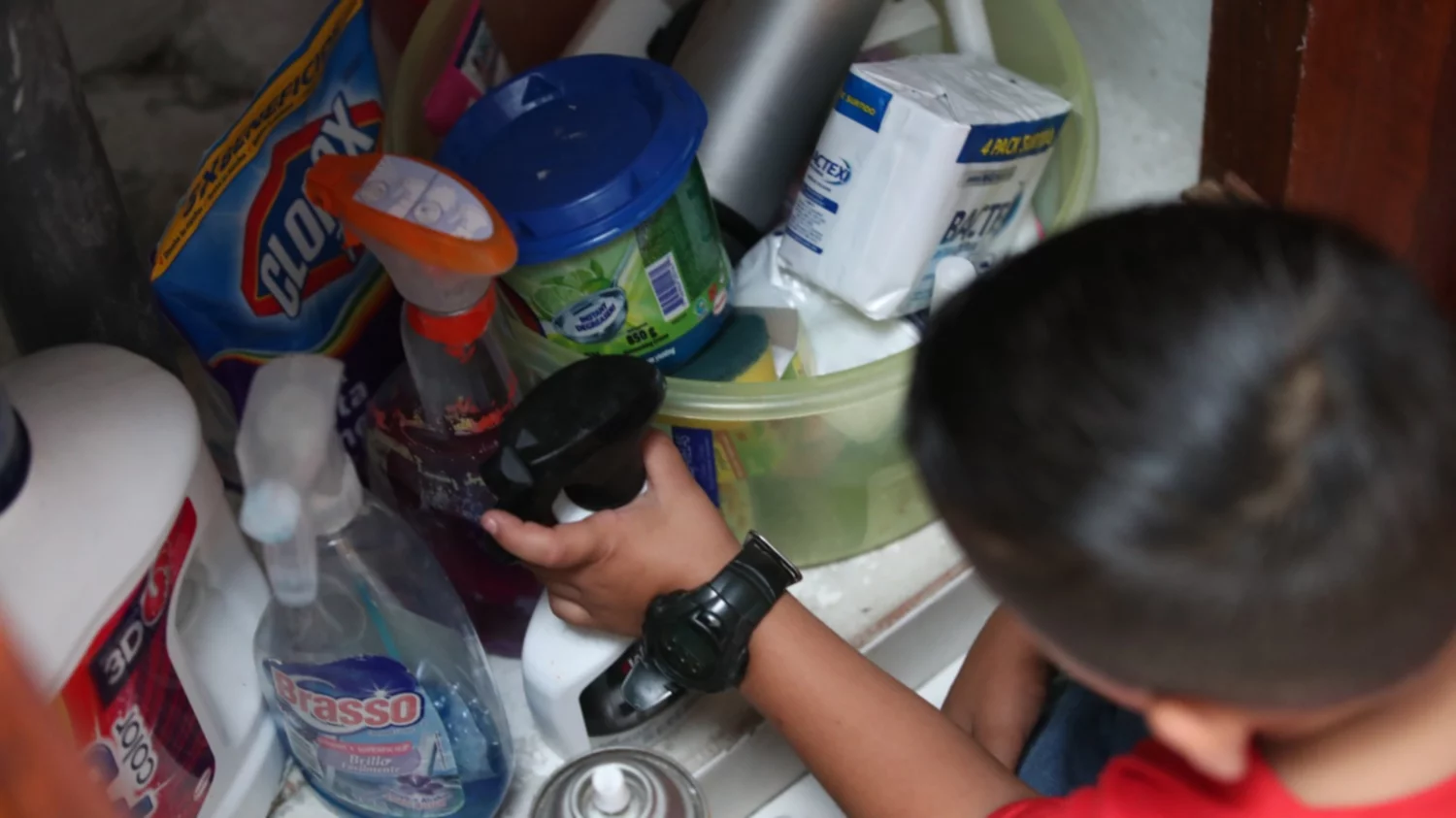Hospitalizaron a un nene de 4 años que tomó aguarrás por error