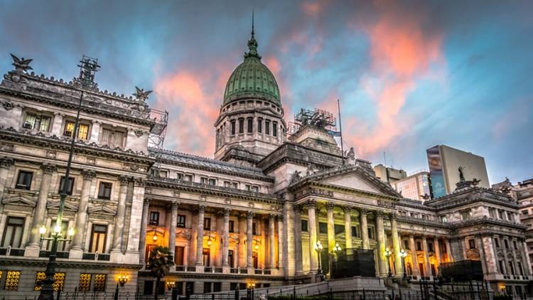 Los temas clave que se debatirán en las sesiones extraordinarias del Congreso