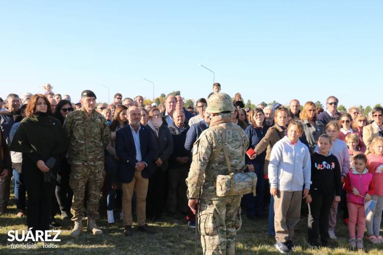 40 años de Malvinas: La Gloriosa Gesta de nuestros combatientes volvió a unir al pueblo de Coronel Suárez